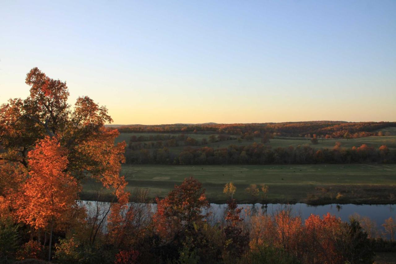 Riverfront Arkansas Retreat Near Fishing And Hiking! Gassville Buitenkant foto